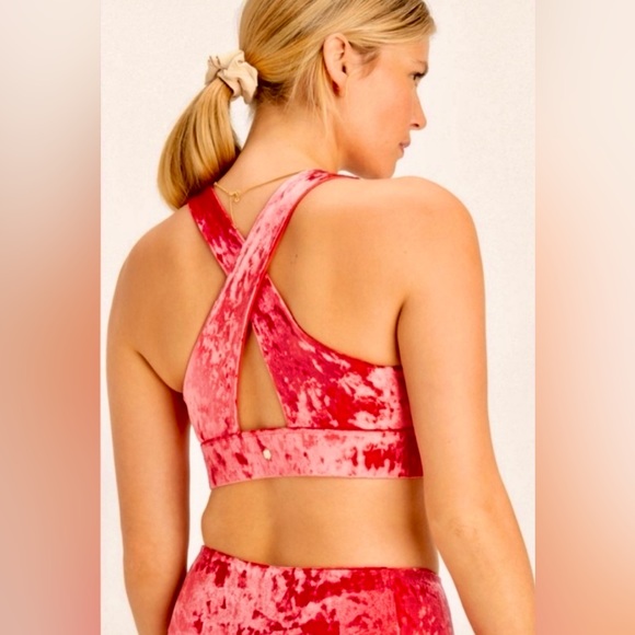 FABLETICS | ❤️ Oasis Twist Front Velour Sports Bra ~L ~NWT - Picture 6 of 9
